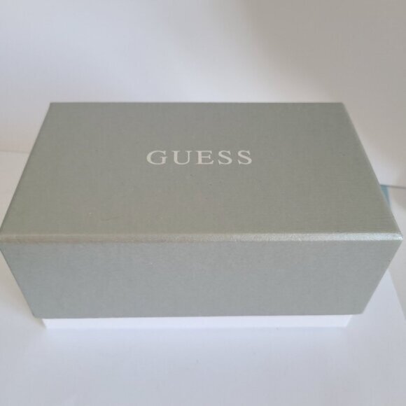 GUESS Y2K Silver Crystal 3 Genuine Leather Alligator Texture Wrist Straps Watch - Picture 5 of 15